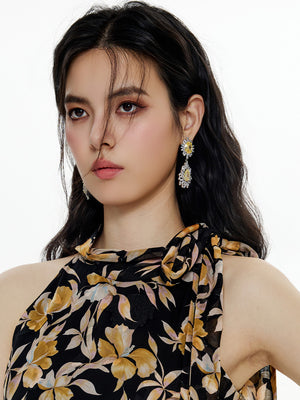 Monet’s Daisy Drop Earrings